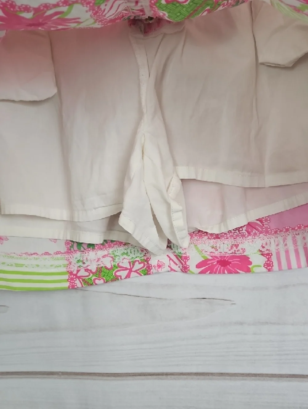 Lilly Pulitzer Patchwork Floral Butterfly Print Skort | Size 8 | Pink Green - Picture 7 of 13
